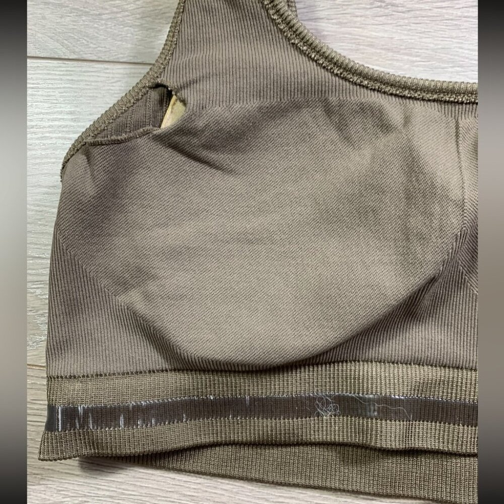 GOOD AMERICAN Shine Tank Bralette in Ribbed Nylon - Picture 7 of 13